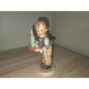 Vintage Hummel Figurine "Waiter" TMK 3‎ #154/0 6" Goebel Figure Germany